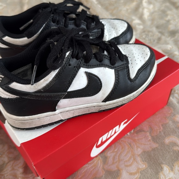 Panda dunk lows- size 13C - Picture 4 of 7